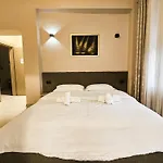 Sunflower Junior Suite